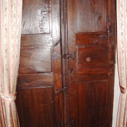 02_Franse_binnenluiken_dicht_foto_1