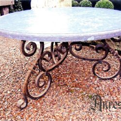 15_Ronde_tafel_in_Venetiaanse_gotiek_foto_13