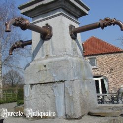 19_Antieke_waterspuwer_met_verlengde_arm